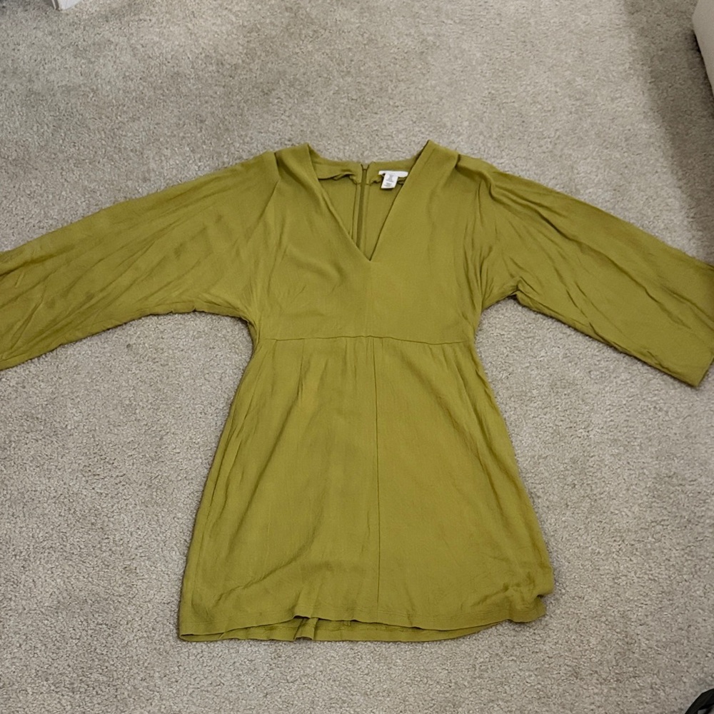 Olive Green V-Neck Linen Dress